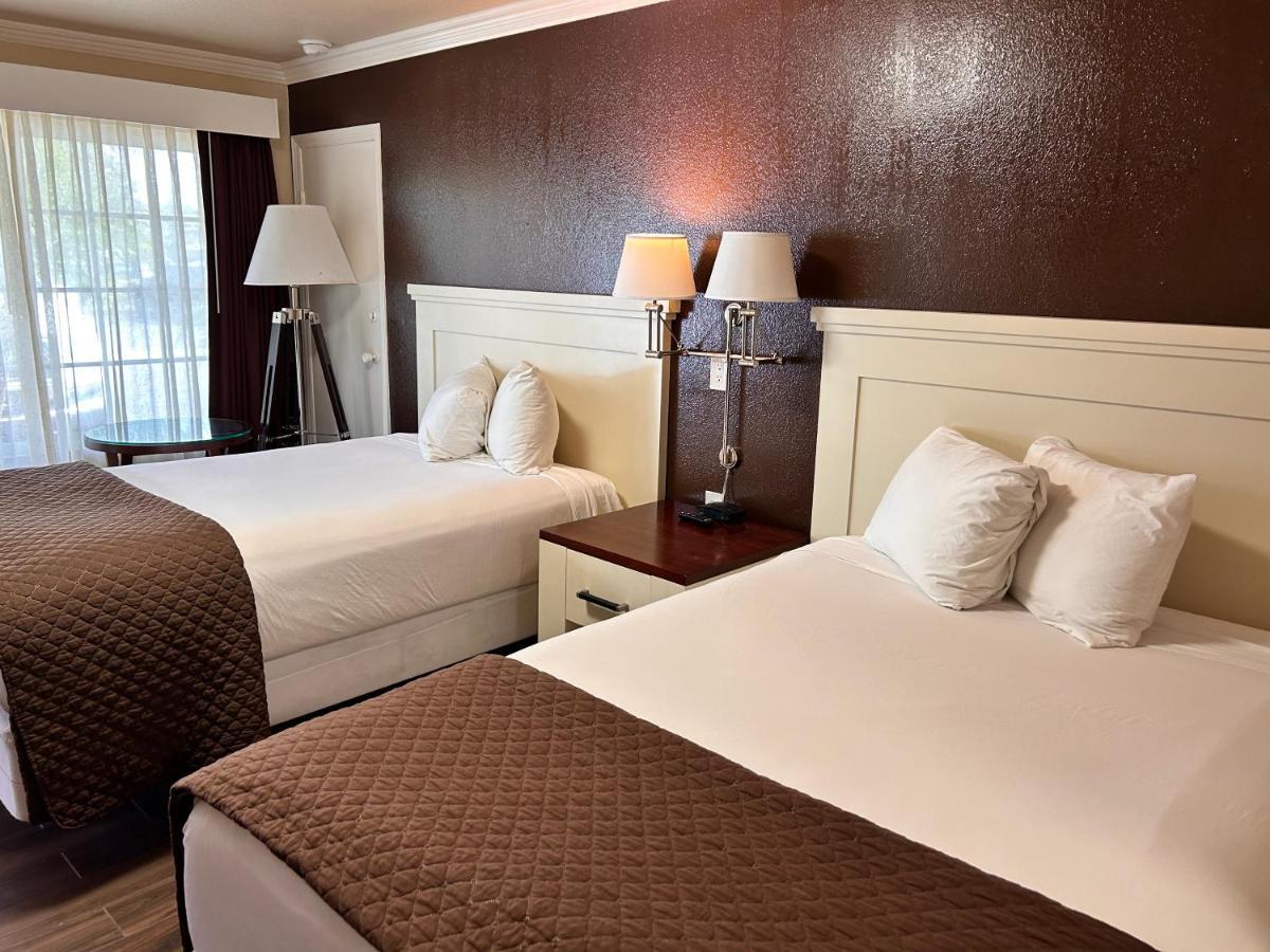 Abby'S Anaheimer Inn - Across Disneyland Park Extérieur photo