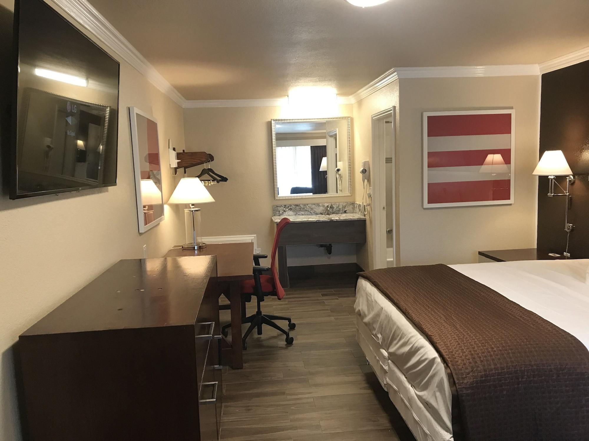 Abby'S Anaheimer Inn - Across Disneyland Park Extérieur photo