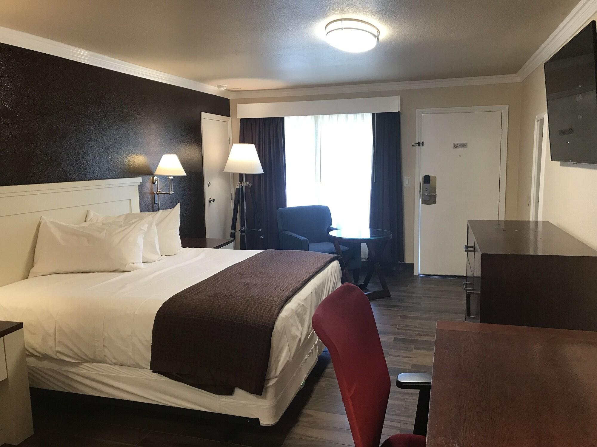 Abby'S Anaheimer Inn - Across Disneyland Park Extérieur photo